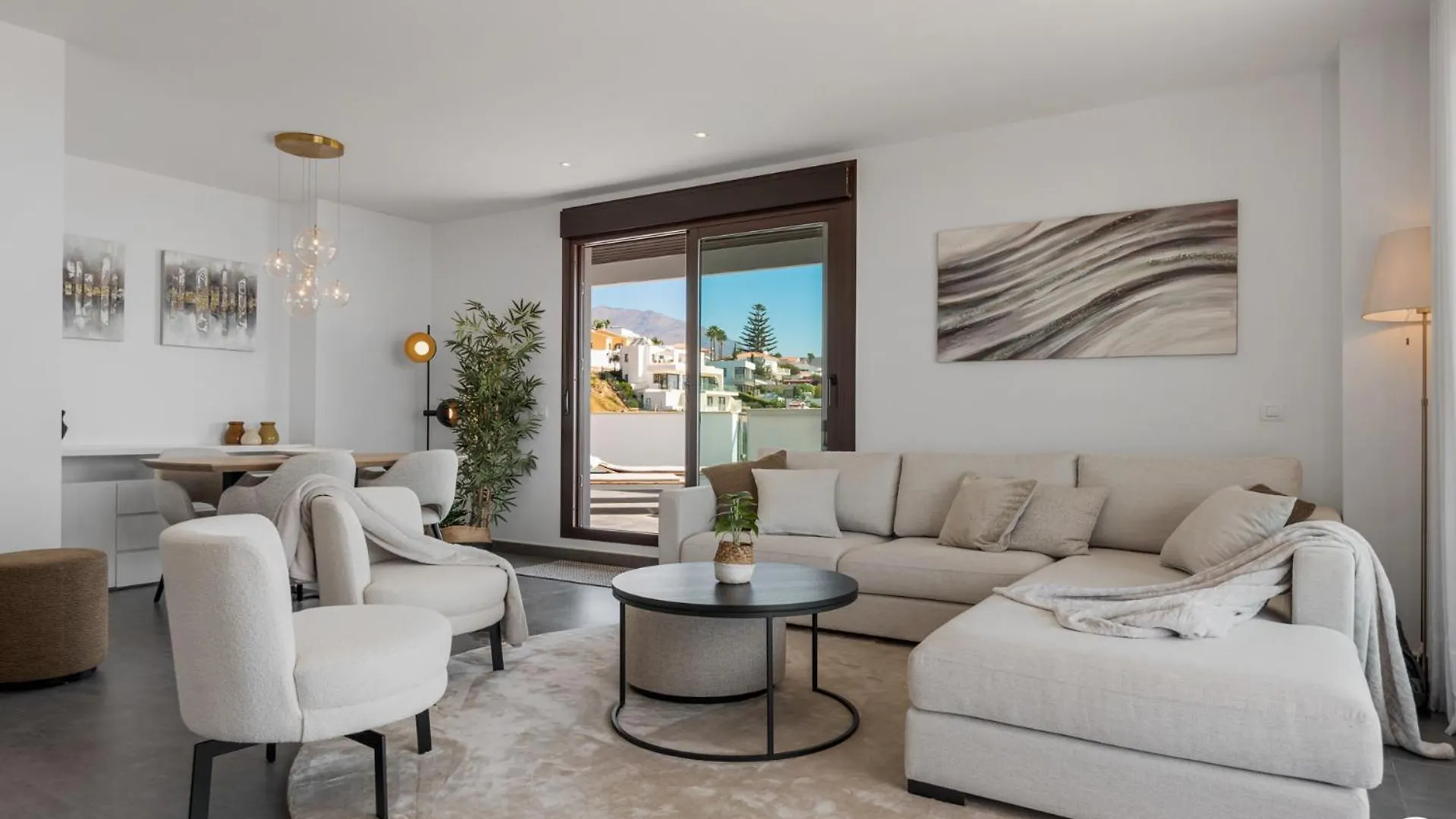 Apartment Vivi Homes - Casa Skye Pool, Terrace & Sea View Estepona