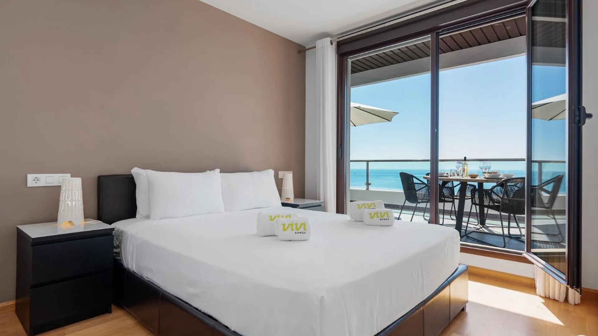 Vivi Homes - Casa Skye Pool, Terrace & Sea View Estepona Spain